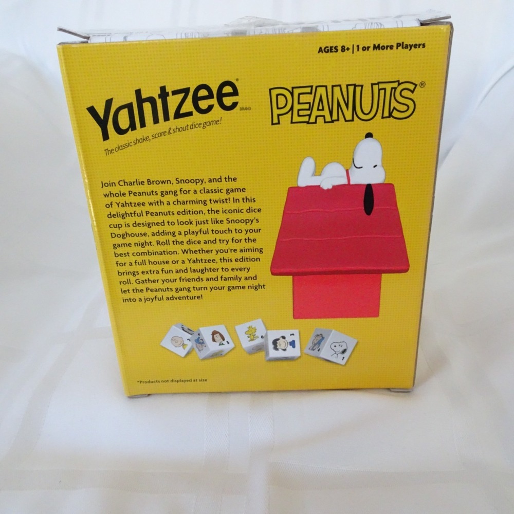 Yahtzee - Peanuts Edition-NEW - Picture 3 of 4
